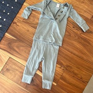 Lou Lou and company top and bottom set work once